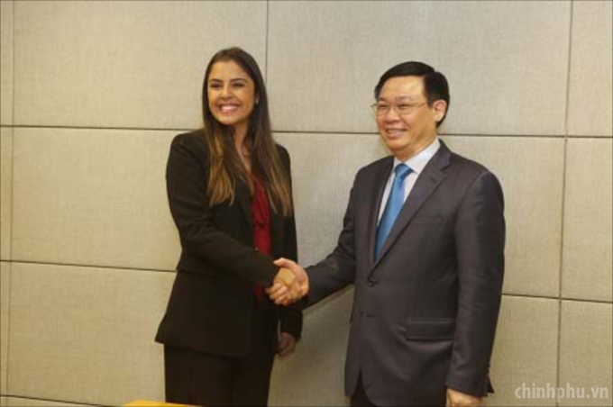 Phó Thủ tướng Vương Đình Huệ tiếp đại diện Hiệp hội Công nghiệp thủy sản Brazil