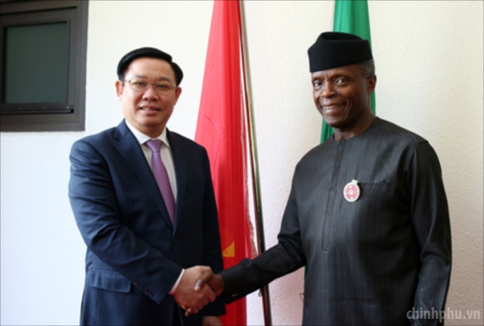 Phó Thủ tướng Vương Đình Huệ và Phó Tổng thống Nigeria Yemi Osinbajo.